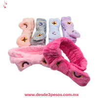 Banda para Maquillaje de Peluche con Moño y Figuras Bordadas en colores 20 x 6.5 cm MC26-D24 Banda para Maquillaje de Peluche con Moño y Figuras Bordadas en colores 20 x 6.5 cm MC26-D24