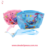 Bolsa Stitch 2 en 1 presenta un diseño de correa ajustable que permite usarla como bolso de mano o crossbody 19 X 28 cm N-535 Bolsa Stitch 2 en 1 presenta un diseño de correa ajustable que permite usarla como bolso de mano o crossbody 19 X 28 cm N-535