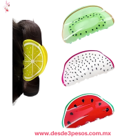 Bolsa con 12 Pinzas Tipo Fruta Para Cabello de plasico 10 x 5 cm. QHP-F-623 Bolsa con 12 Pinzas Tipo Fruta Para Cabello de plasico 10 x 5 cm. QHP-F-623
