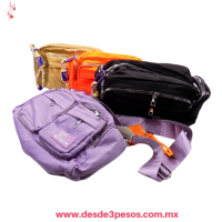 Bolso Nailon en Varios Tonos 6 Divisiones con Cierres Llavero y Parche Frontal con frase Bolso Nailon en Varios Tonos 6 Divisiones con Cierres Llavero y Parche Frontal con frase